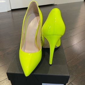 Marcell Von Berlin Iconic patent leather pumps - size 38/US Size 7.